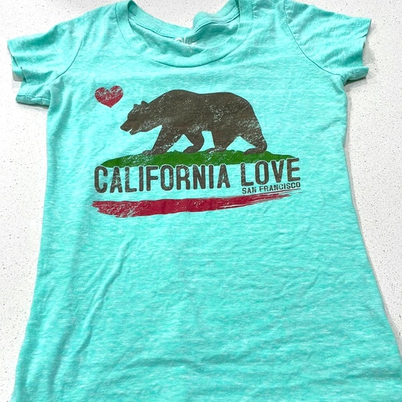 Women size small tee shirt for sale! - Picture 1 of 3